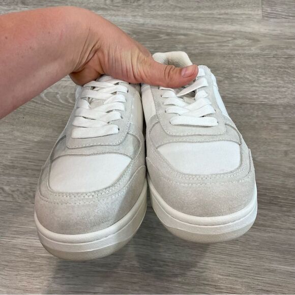 Good News Low Top Court Shoes Sneakers in White Off US9 or EU39 - Picture 7 of 13